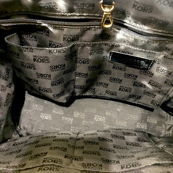 Michael Kors Tote bag. - Picture 5 of 8
